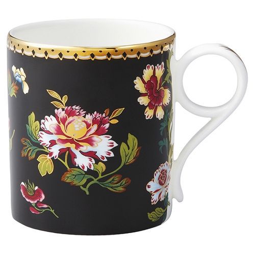 Wedgwood Archive at Wedgwood Velvet Peony beker